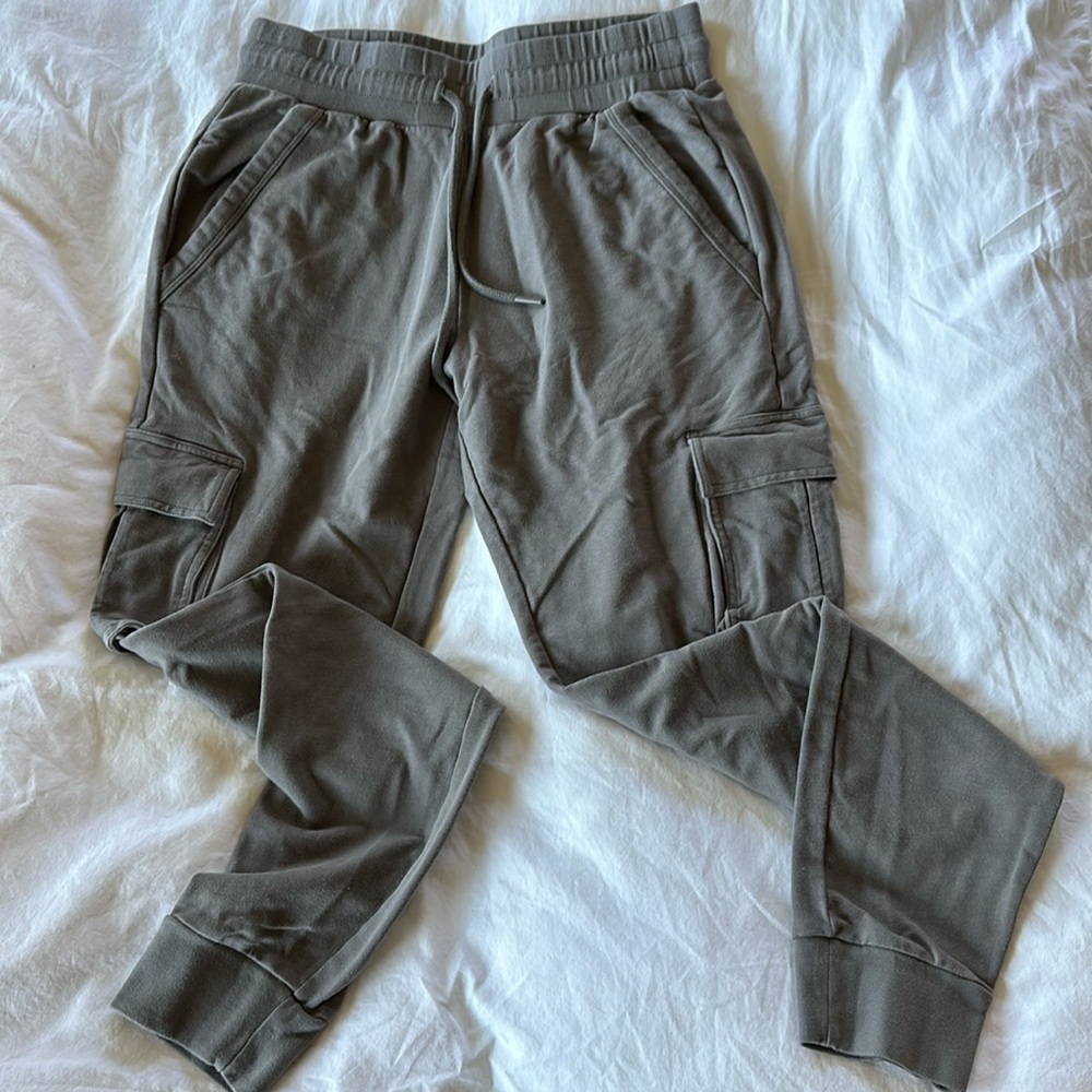 All high rise cargo sweatpants